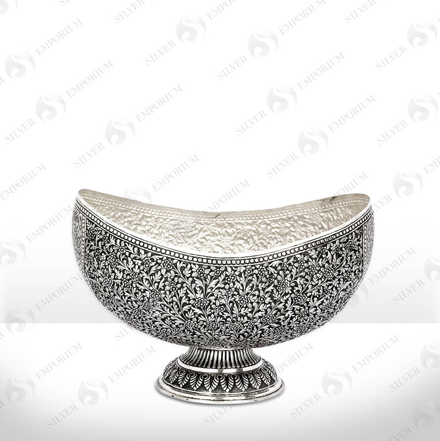 Silver Mahabharata Showpiece