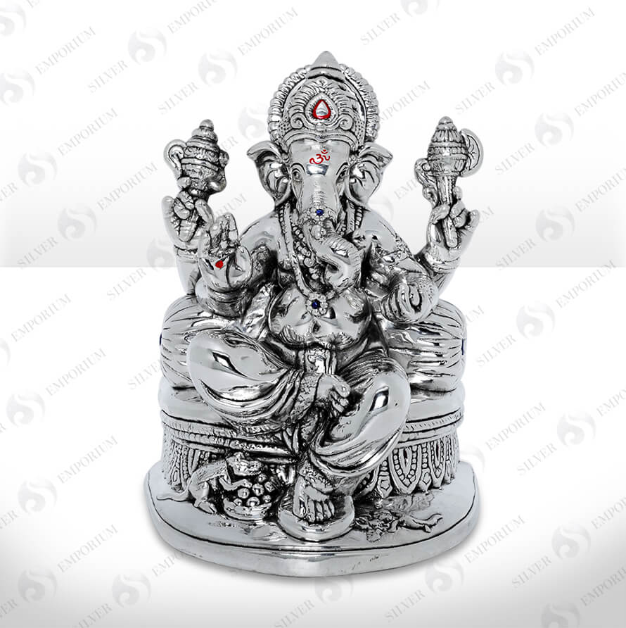 Elegant Silver Ganeshji Murti