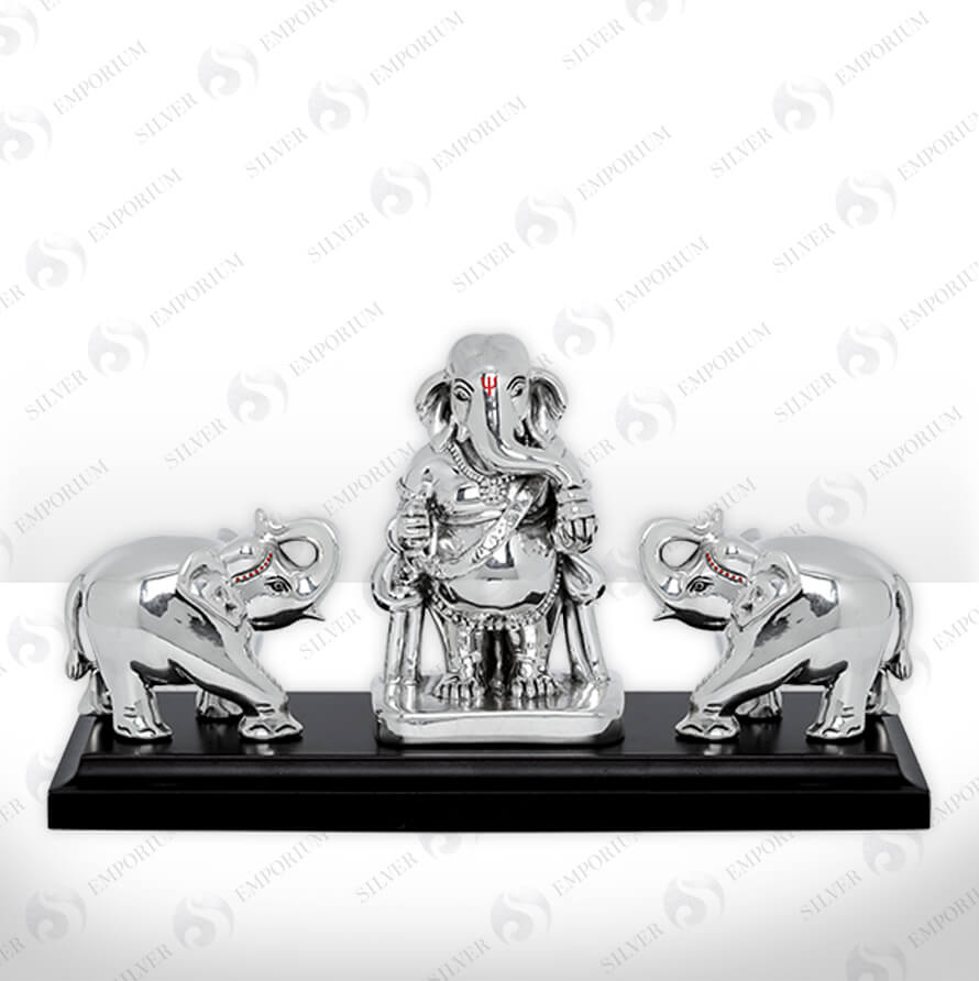 Silver Ganeshji Murti